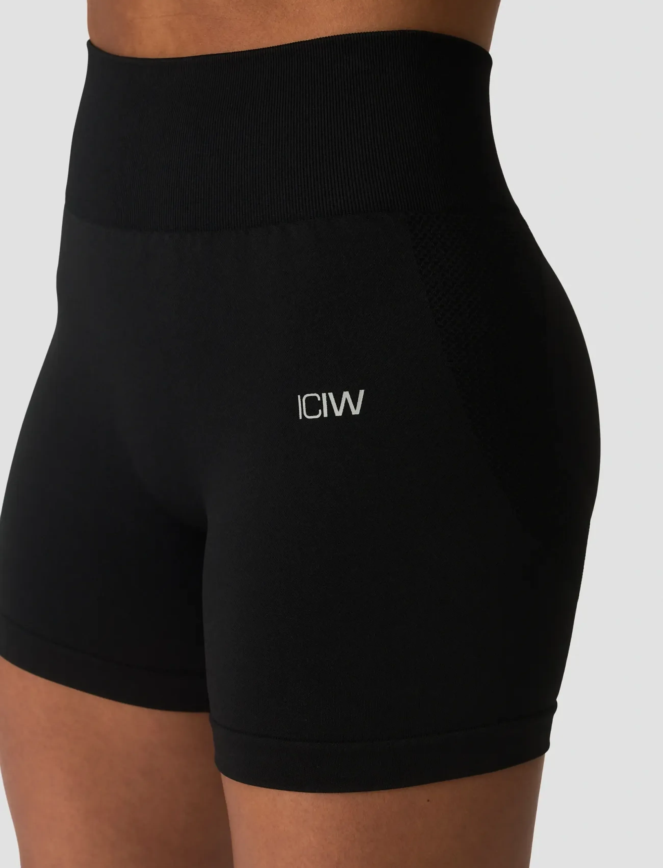 ICANIWILL - Sculpt Seamless Midi Shorts W - trainingstights - black - 5