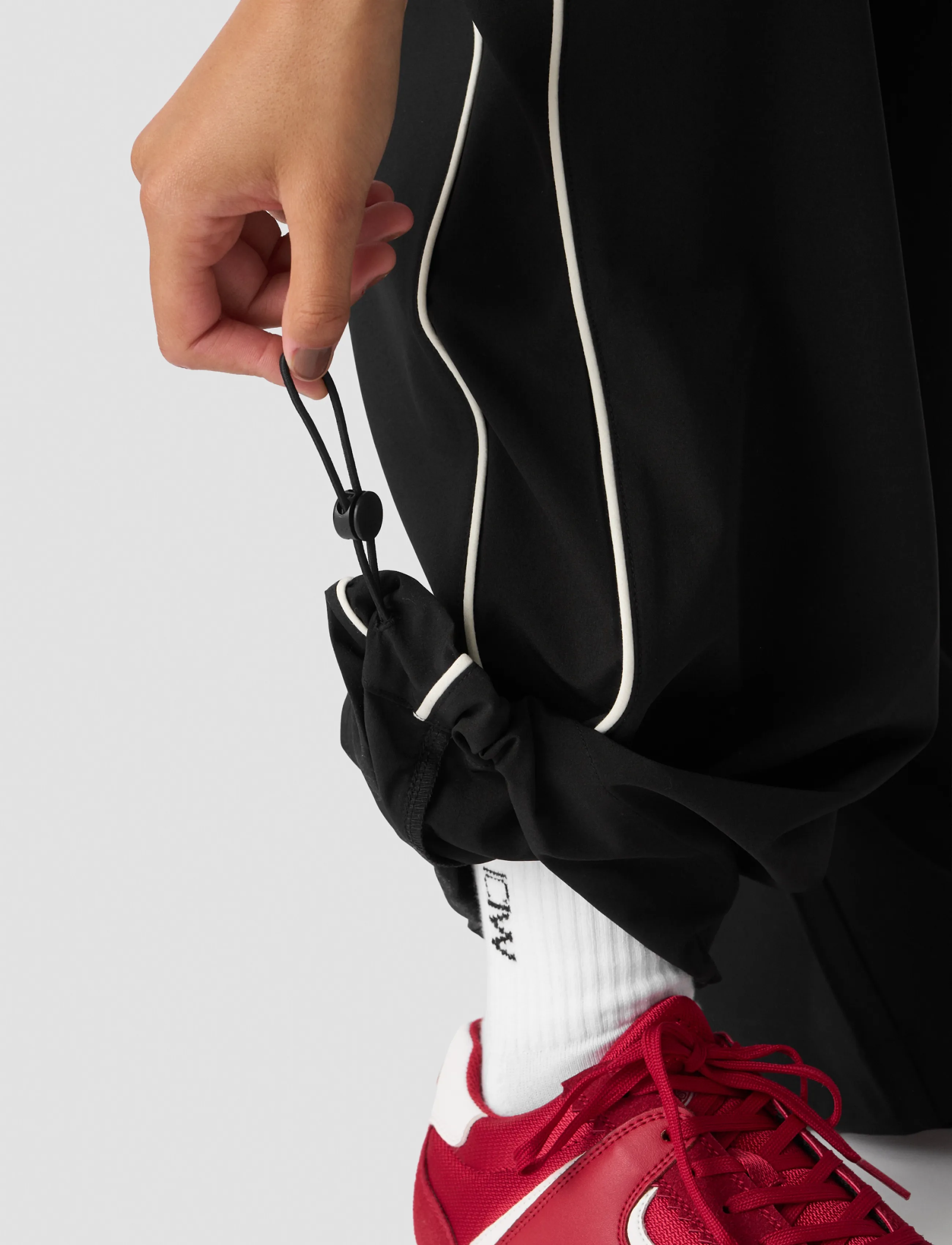 ICANIWILL - Contrast Pants W - vabaajapüksid - black - 5