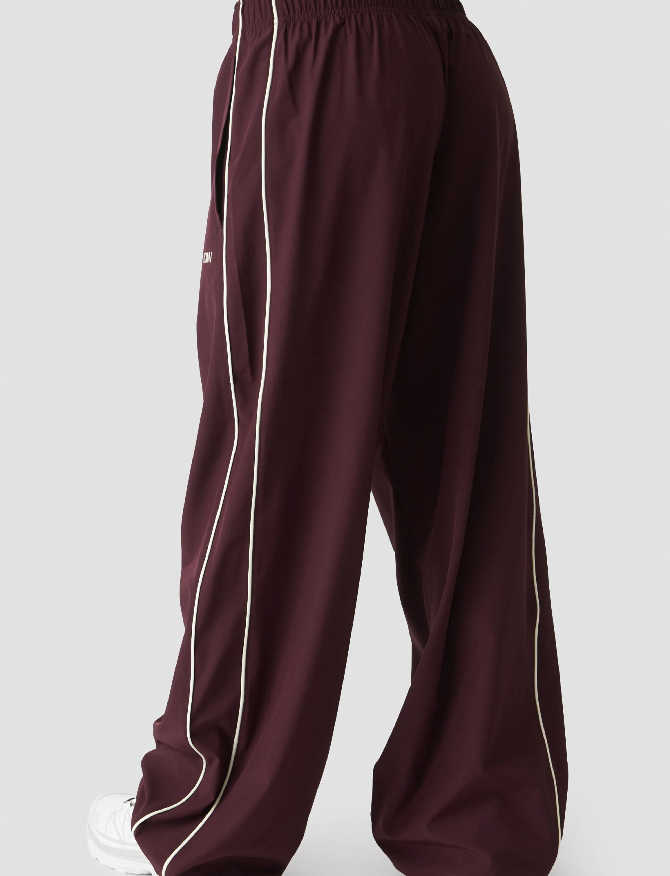 ICANIWILL - Contrast Pants W - casual - espresso - 3