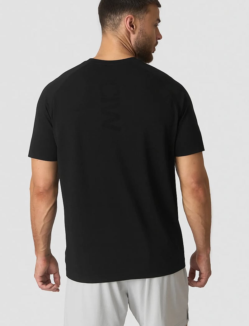 ICANIWILL - Stride T-Shirt M - t-särgid - black - 3
