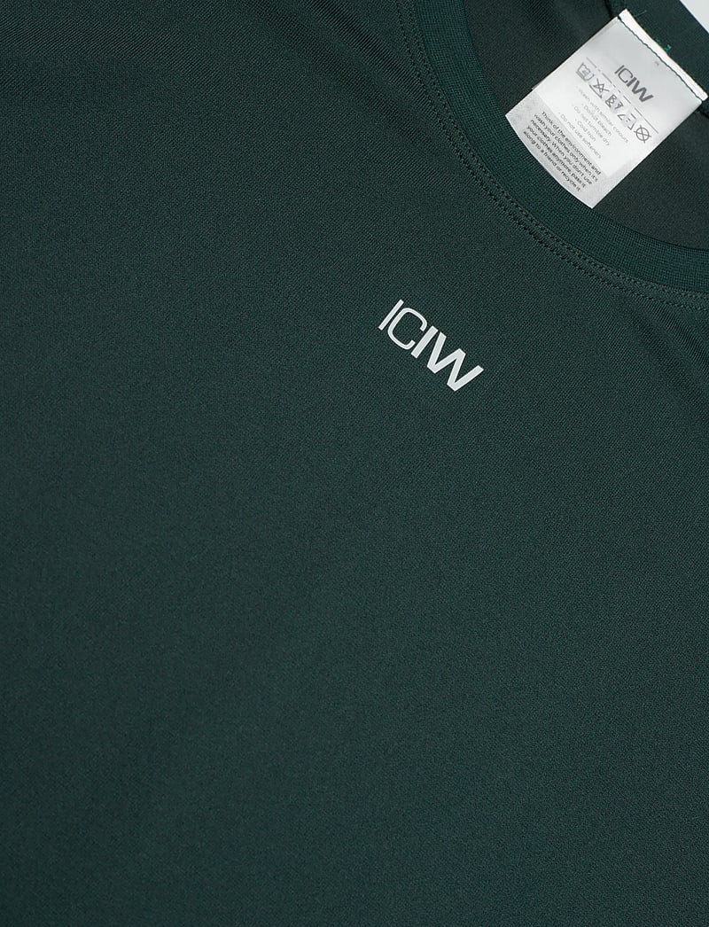 ICANIWILL - Stride T-Shirt M - t-shirts - wet green - 2