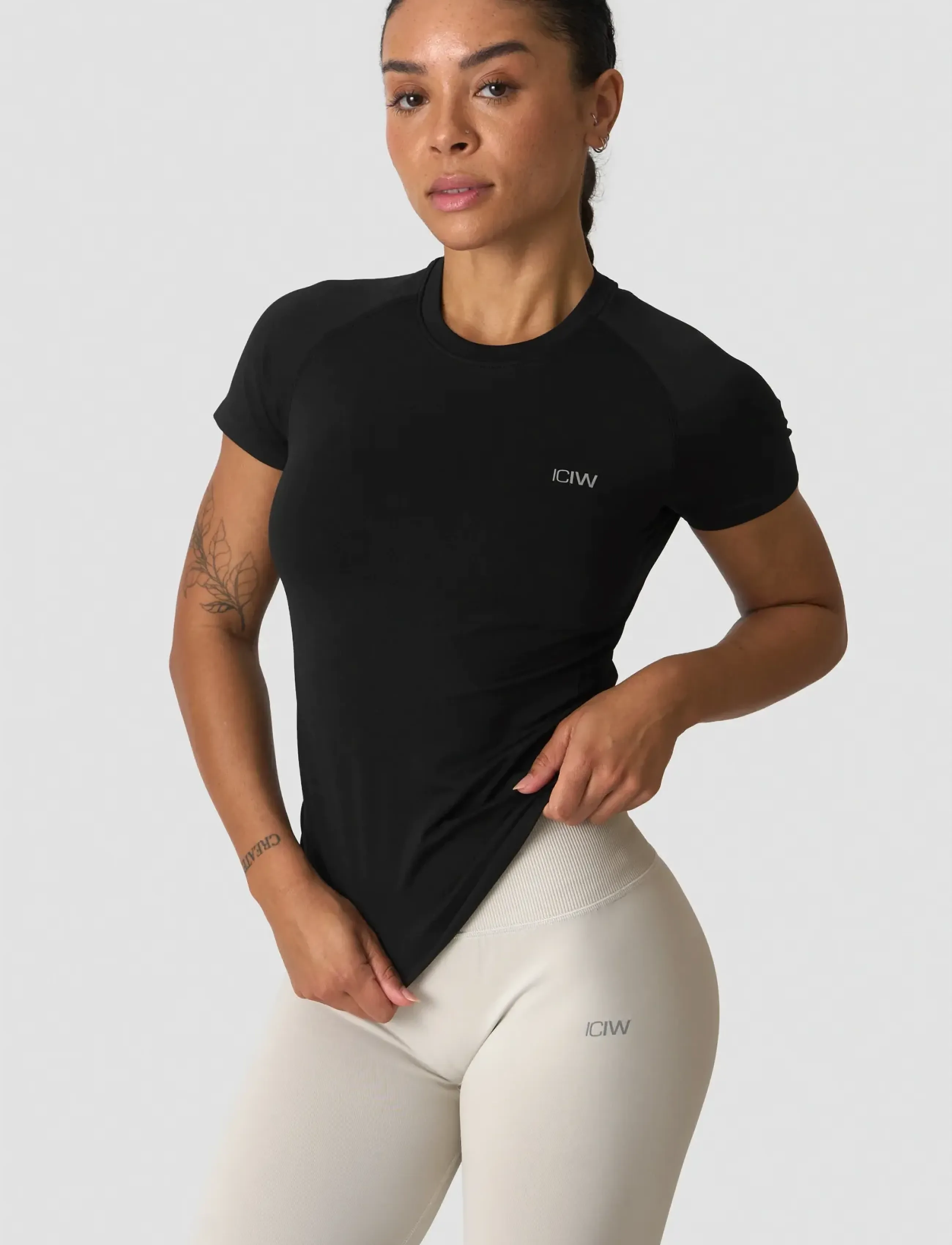 ICANIWILL Define Seamless T-shirt W - T-paidat - BLACK / black