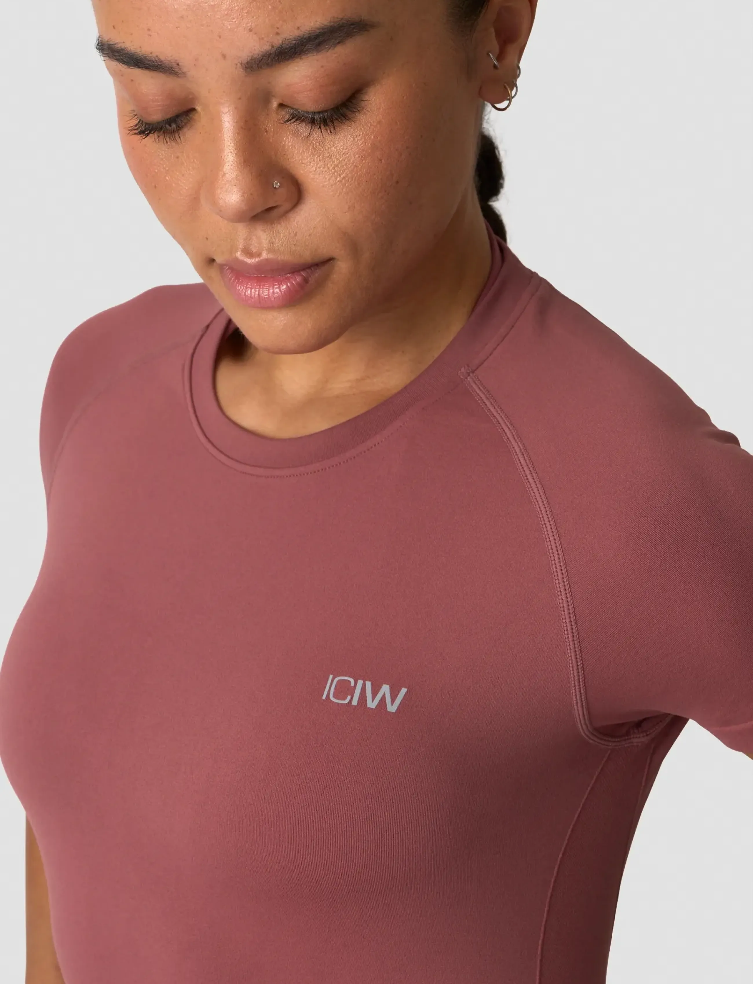 ICANIWILL - Define Seamless T-shirt W - t-shirts - calm red - 4