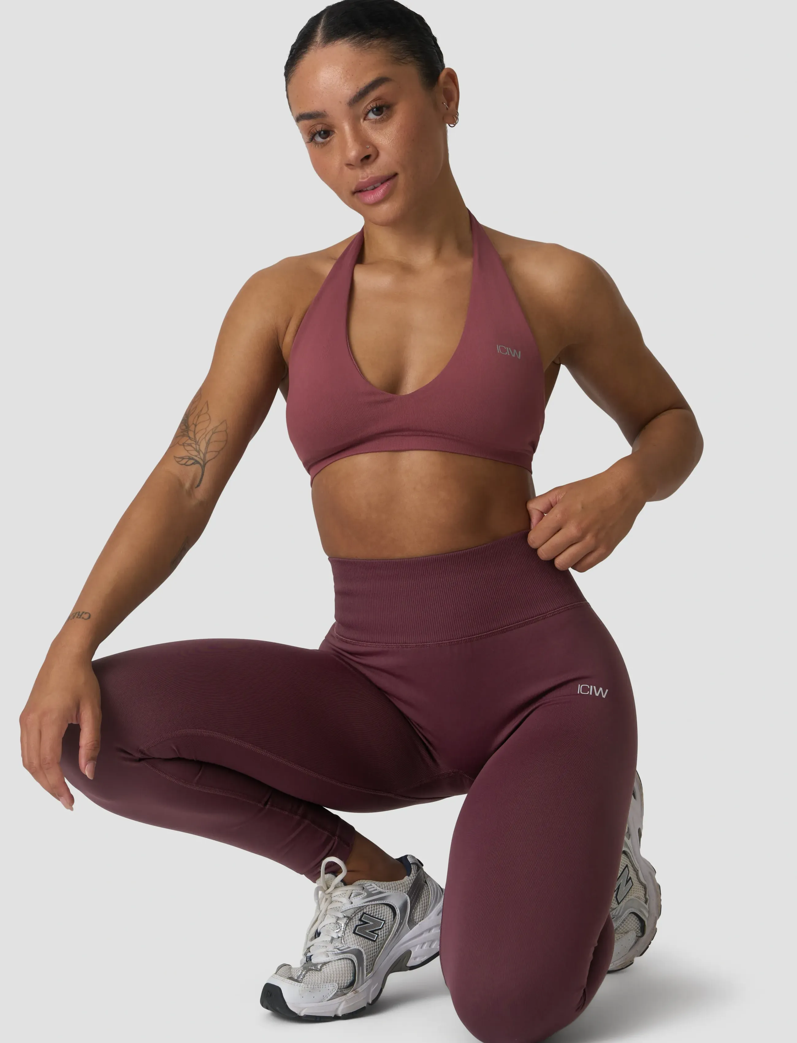ICANIWILL Define Seamless V-Shape Tight W, XS, Burgundy, Sport Tights > Sport Seamless Tights, Dame