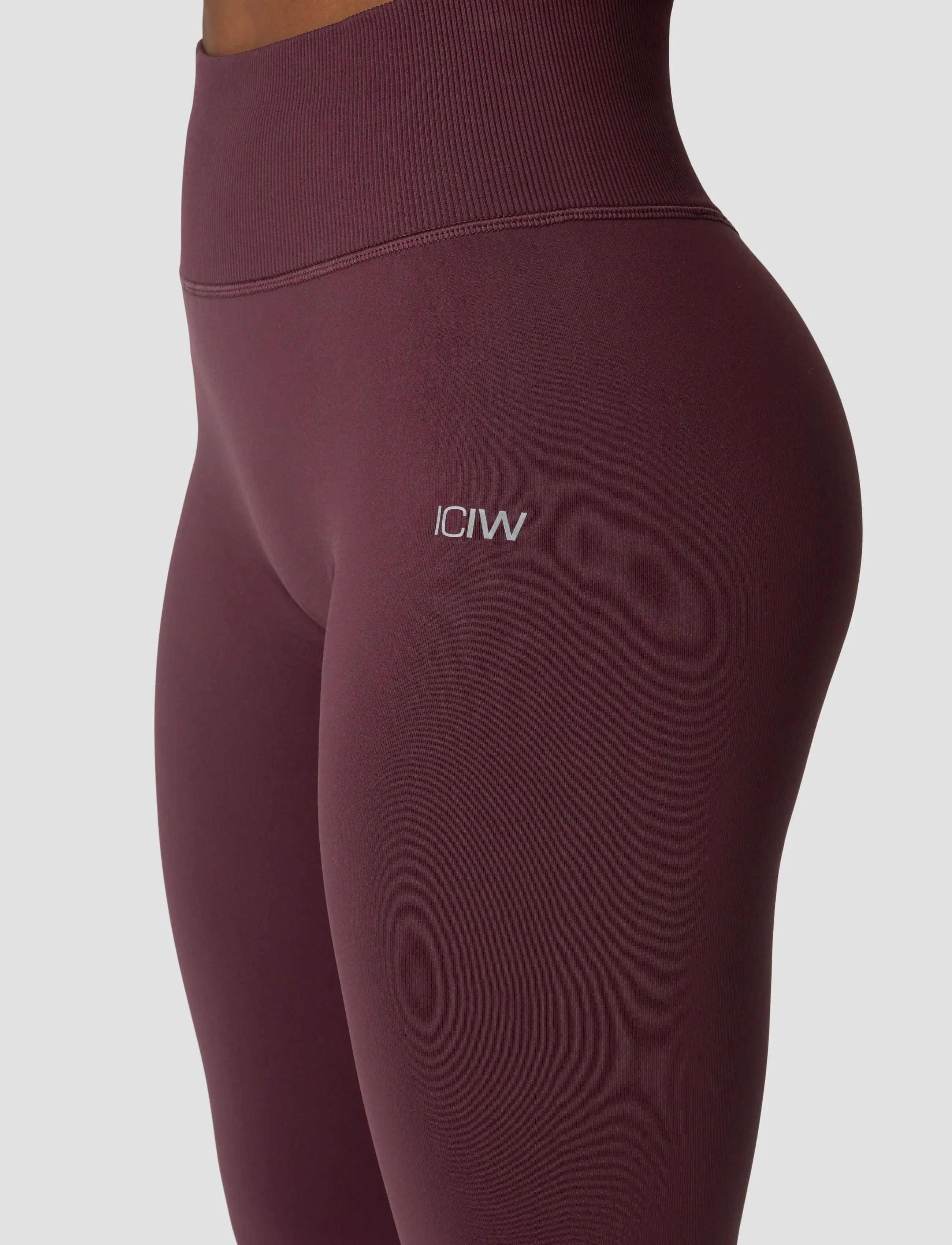 ICANIWILL - Define Seamless V-Shape Tight W - seamless tights - maroon - 3