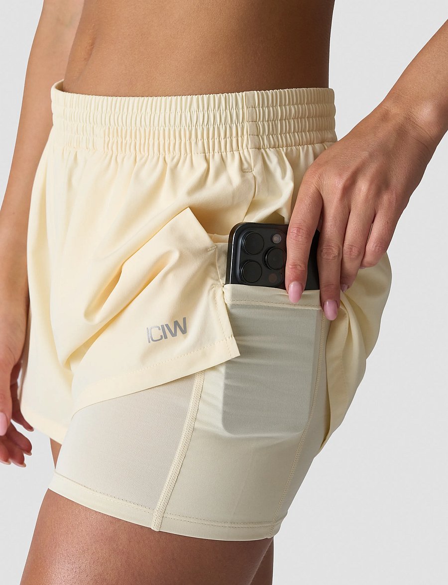 ICANIWILL - Mirage Cardio 2-in-1 Shorts W - træningsshorts - pale lemon - 5
