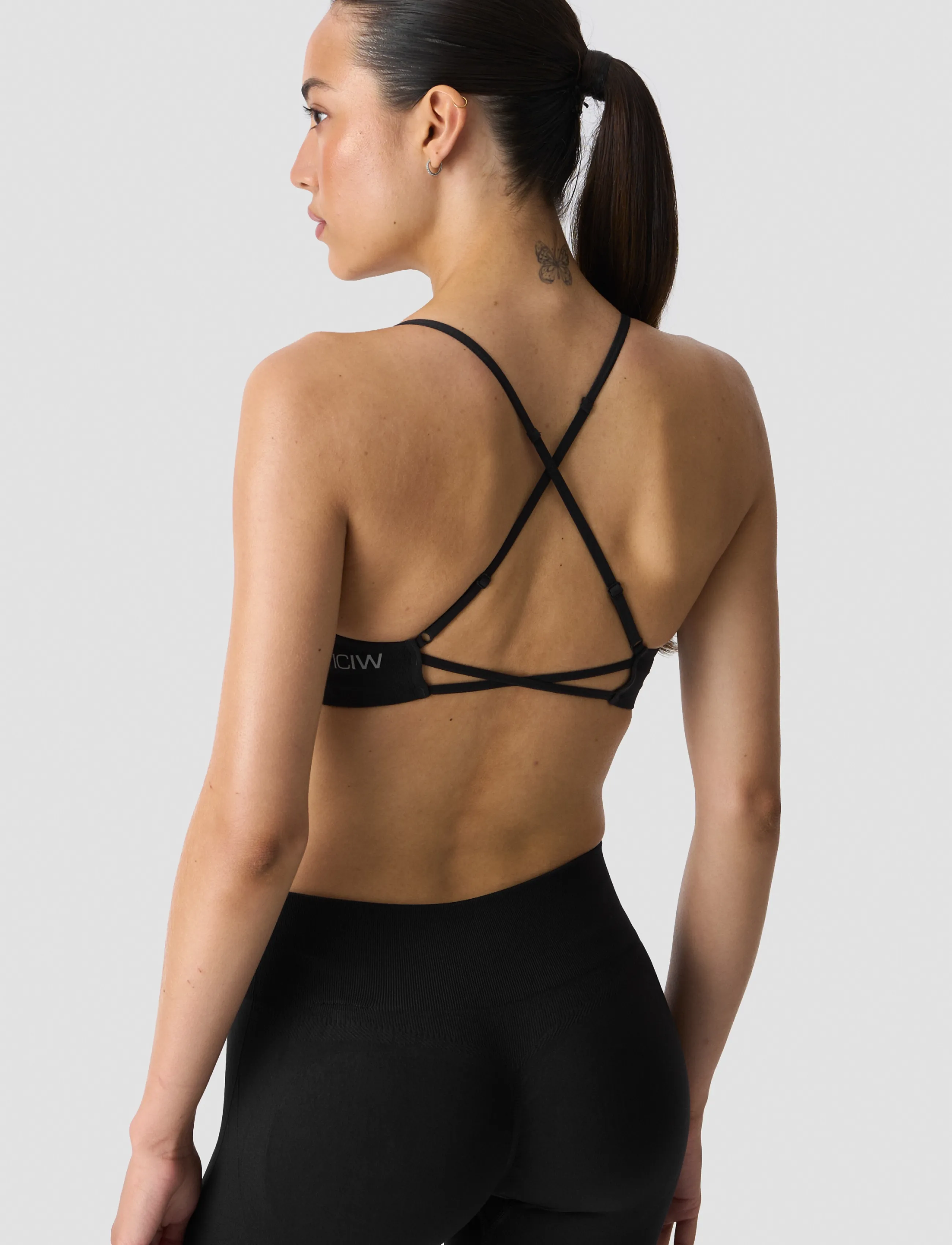 ICANIWILL - Shape Strappy Sports Bra W - spordi-rinnahoidjad - black - 3
