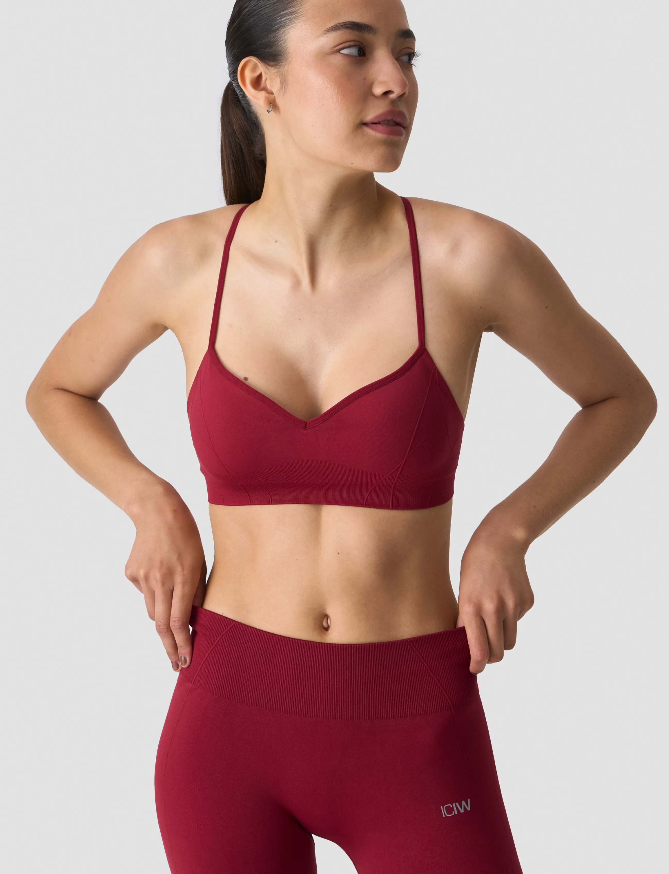 Shape Strappy Sports Bra W