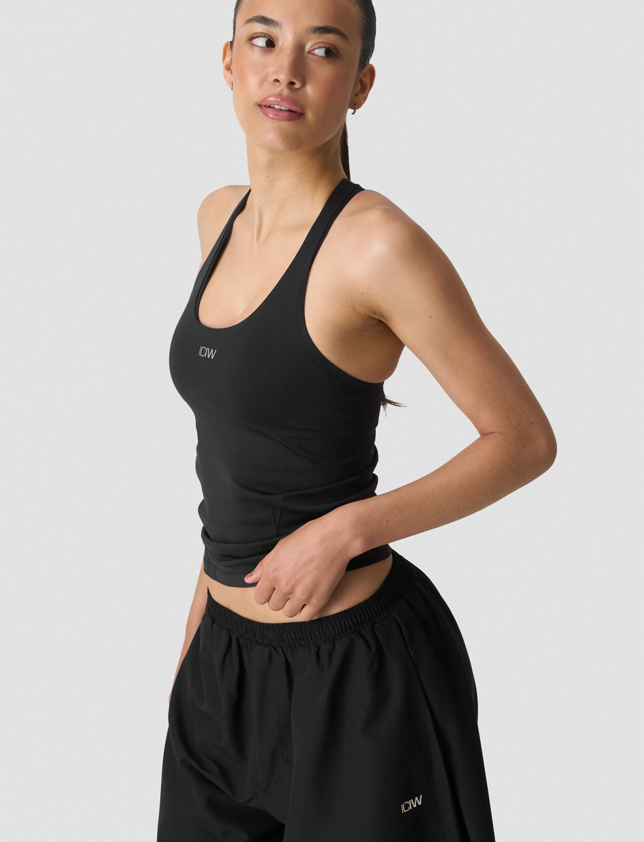 ICANIWILL - Shape Tank Top W - black - 4