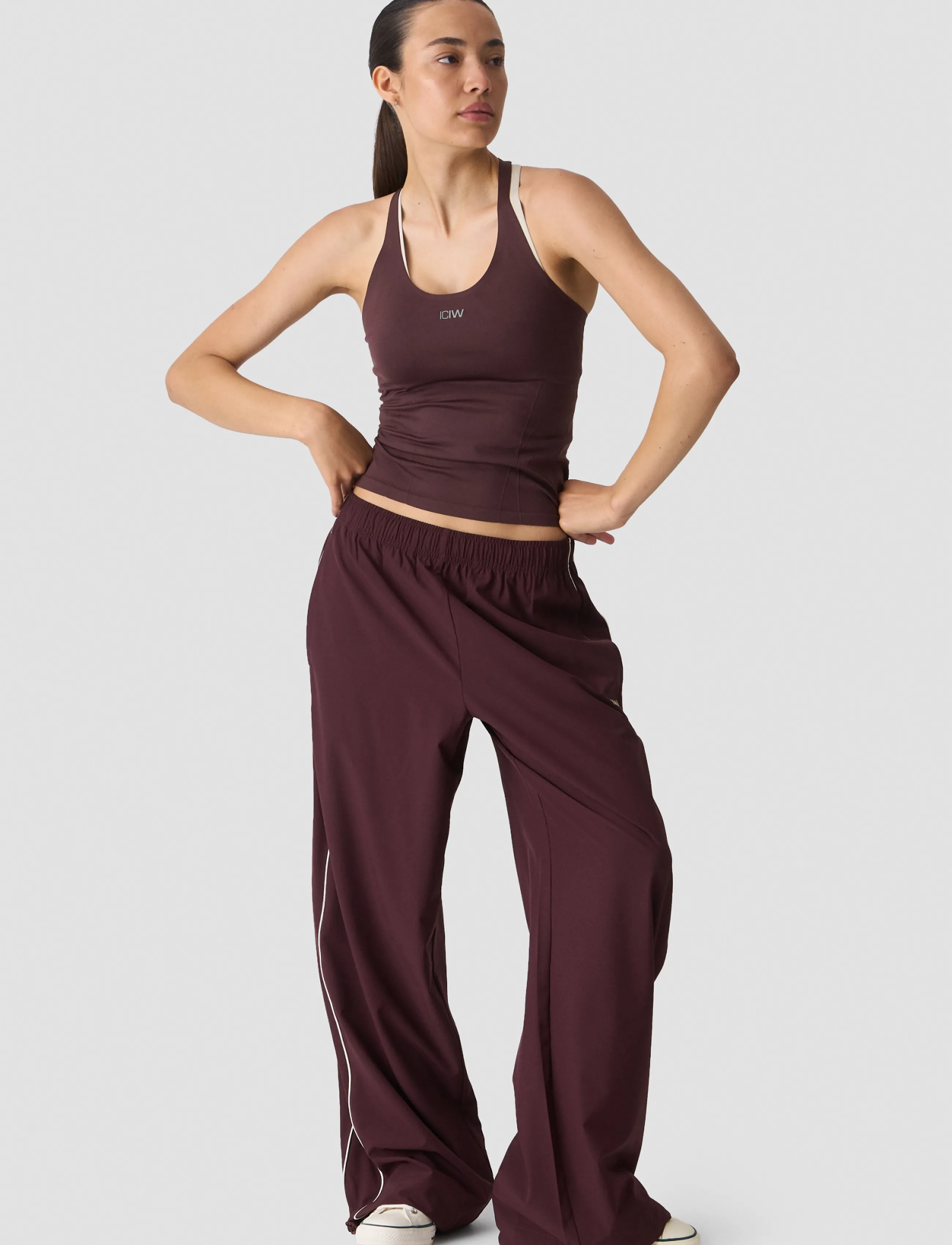 ICANIWILL - Shape Tank Top W - tank tops - espresso - 5