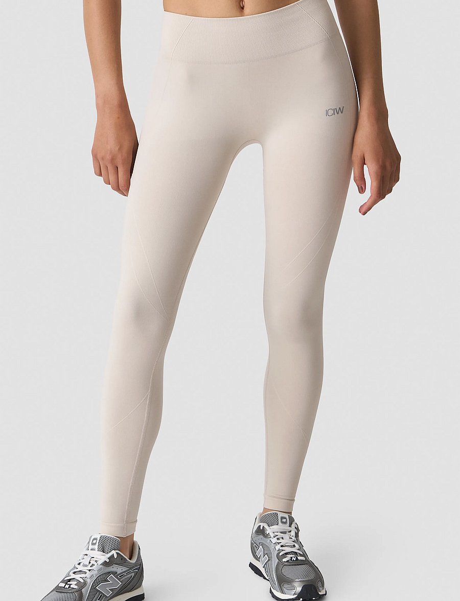 ICANIWILL - Shape Mid Waist Tights W - seamless tights - light beige - 0