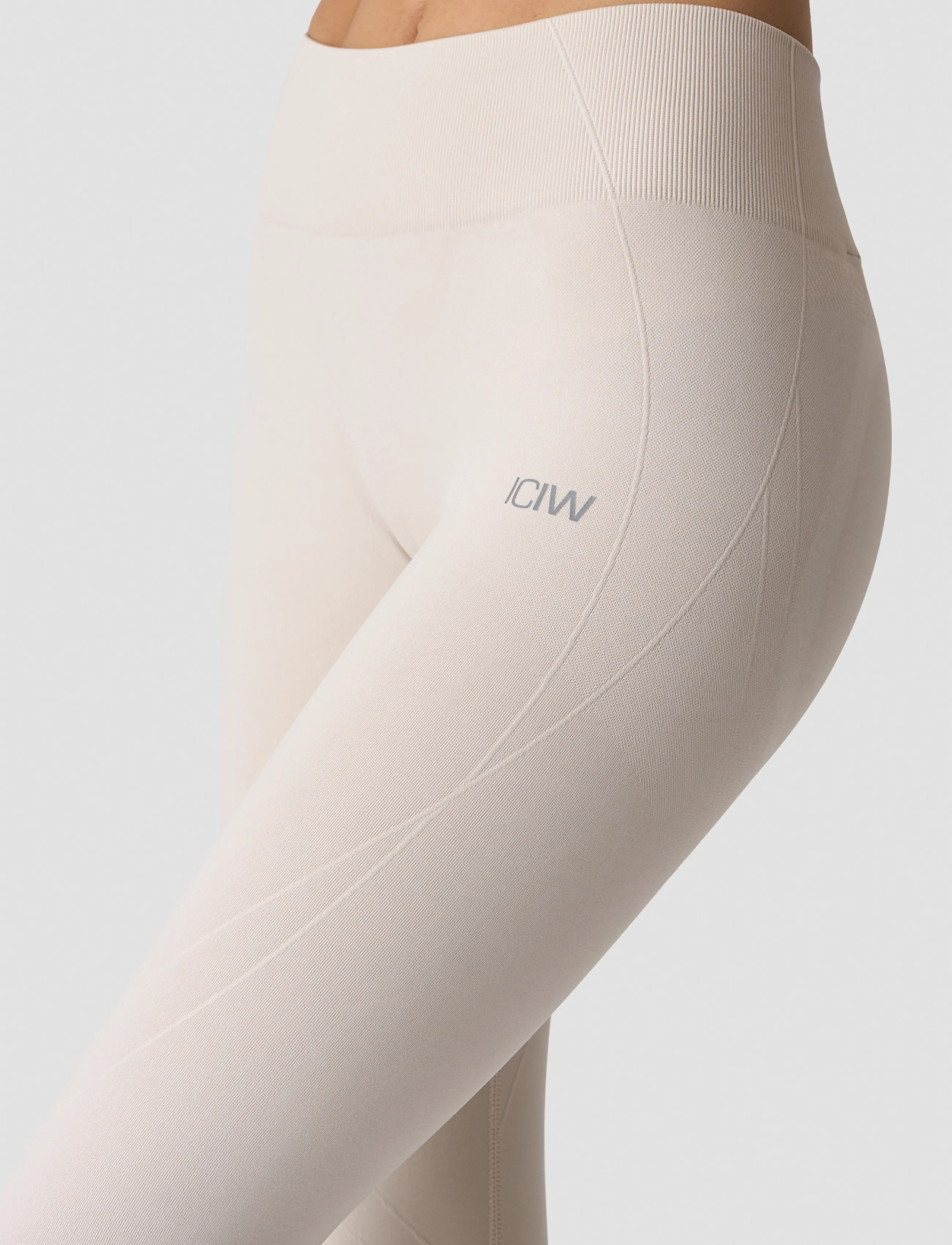 ICANIWILL - Shape Mid Waist Tights W - seamless tights - light beige - 4