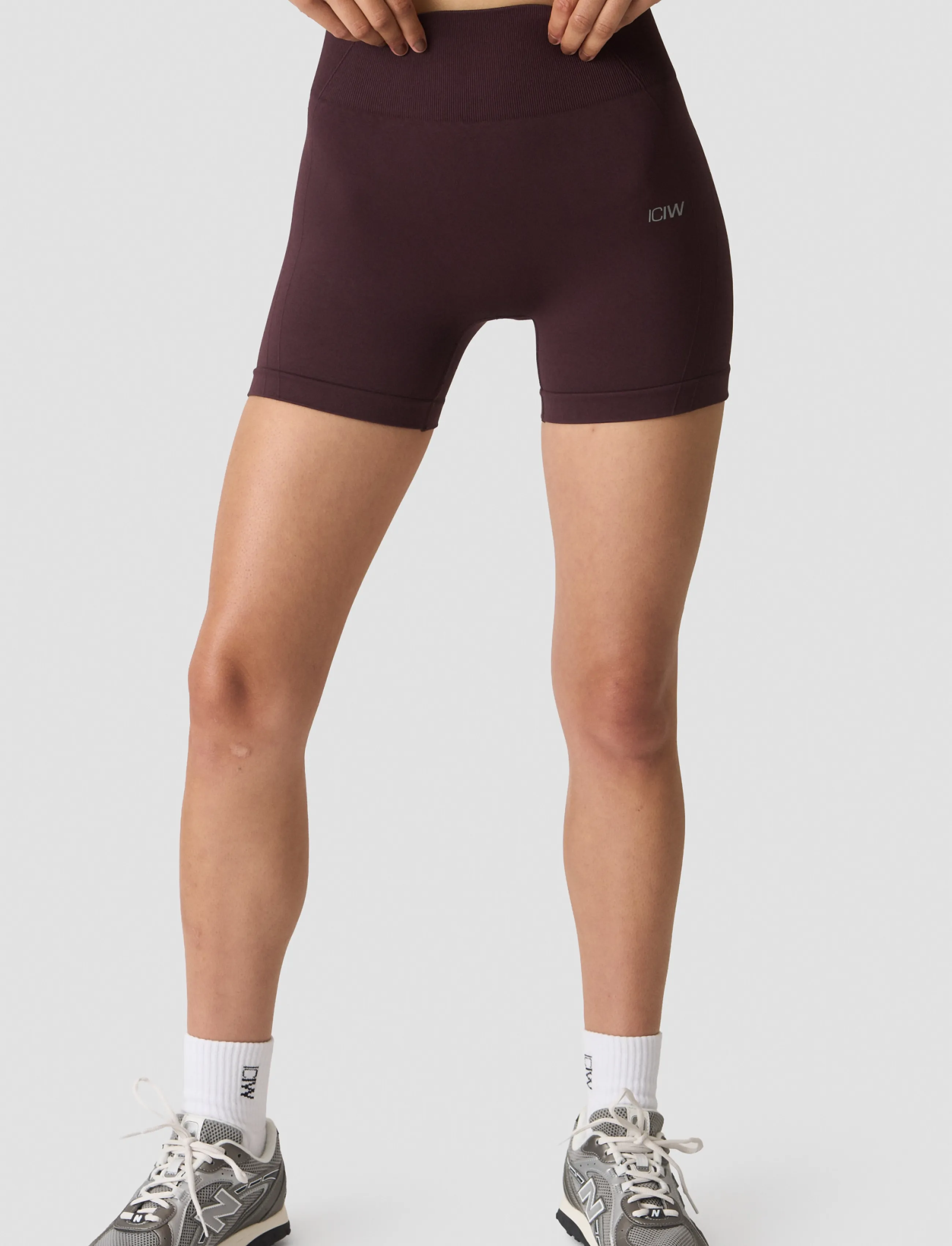 ICANIWILL - Shape High Waist Shorts W - träningsshorts - espresso - 0