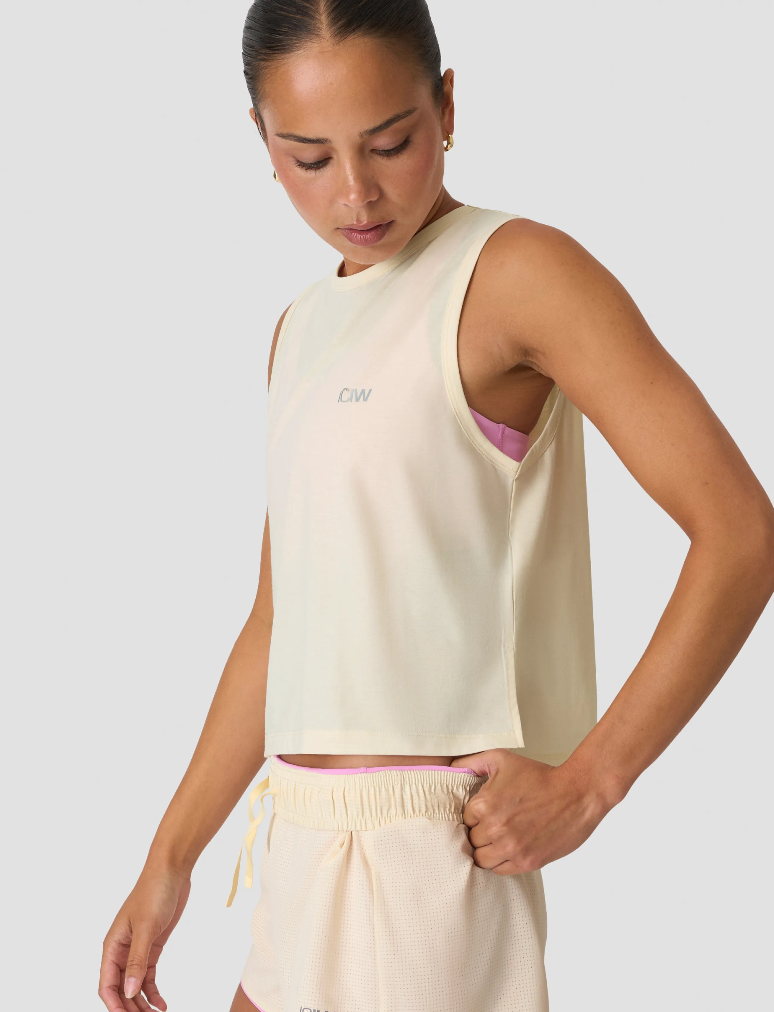 ICANIWILL - Mirage Cropped Singlet W - nabapluusid - pale lemon - 4