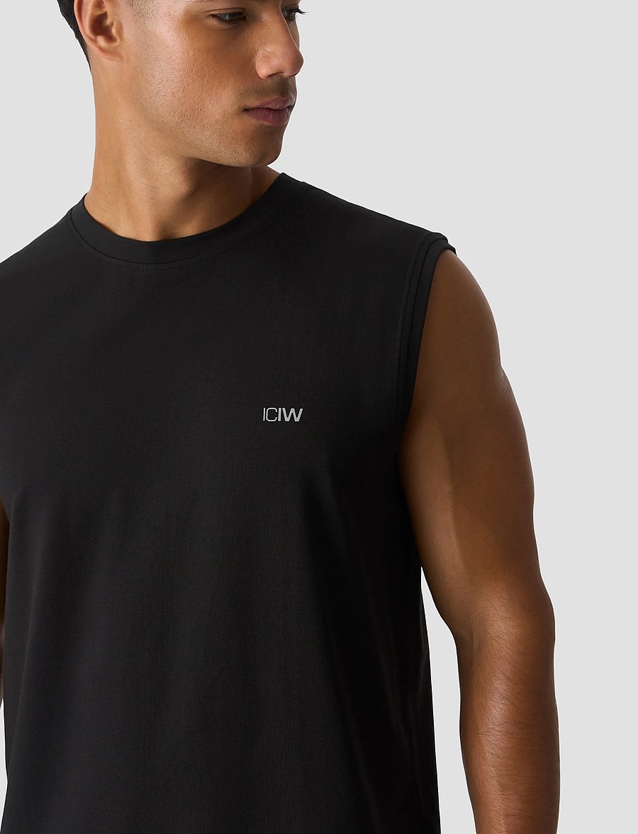 ICANIWILL - Workout Sleeveless Tee M - tank tops - black - 4