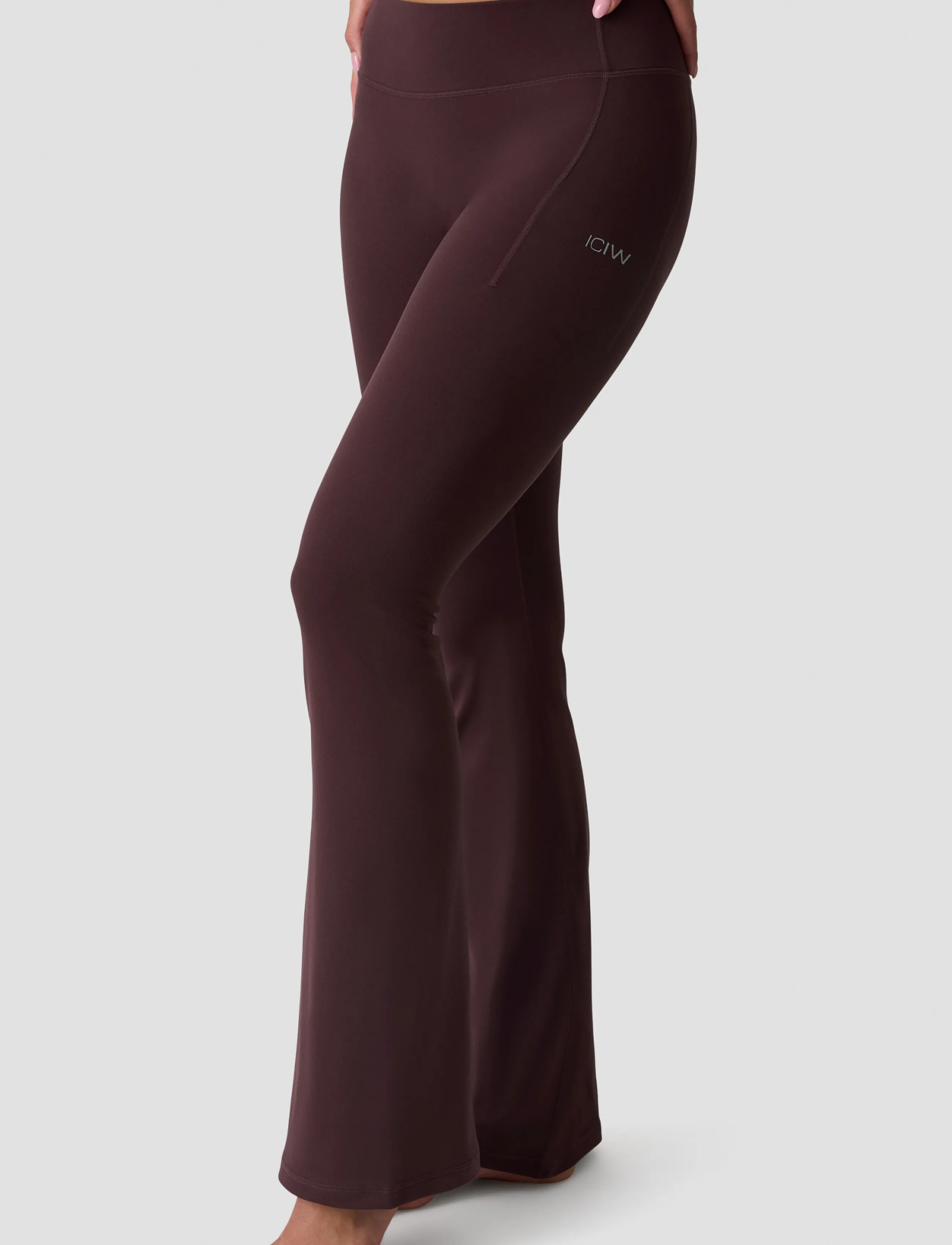ICANIWILL - Luxe Mid Rise Flare Tights W - espresso - 3