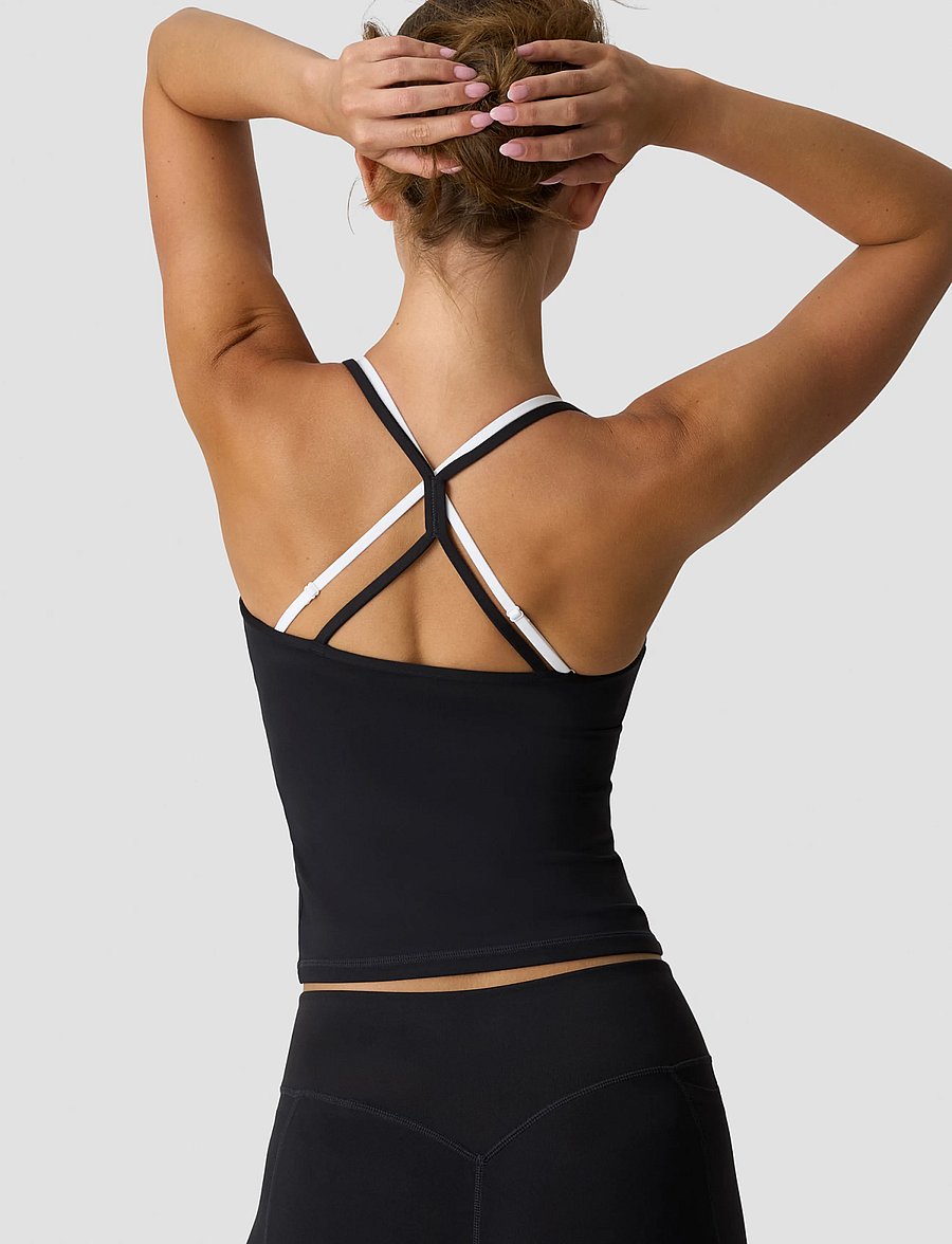 ICANIWILL - Luxe Strappy Tank W - Õlapaeltega pluusid - black - 3