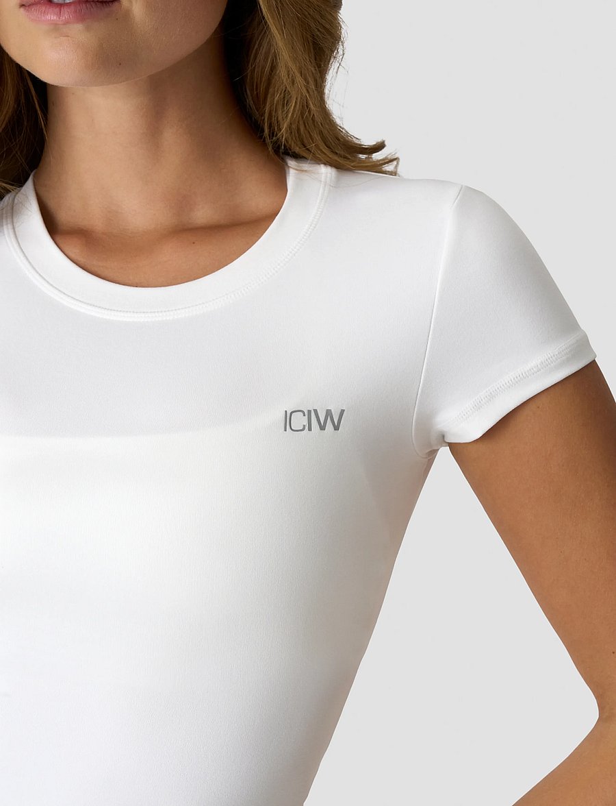 ICANIWILL - Luxe Tee W - alussärgid ja t-särgid - white snow - 4