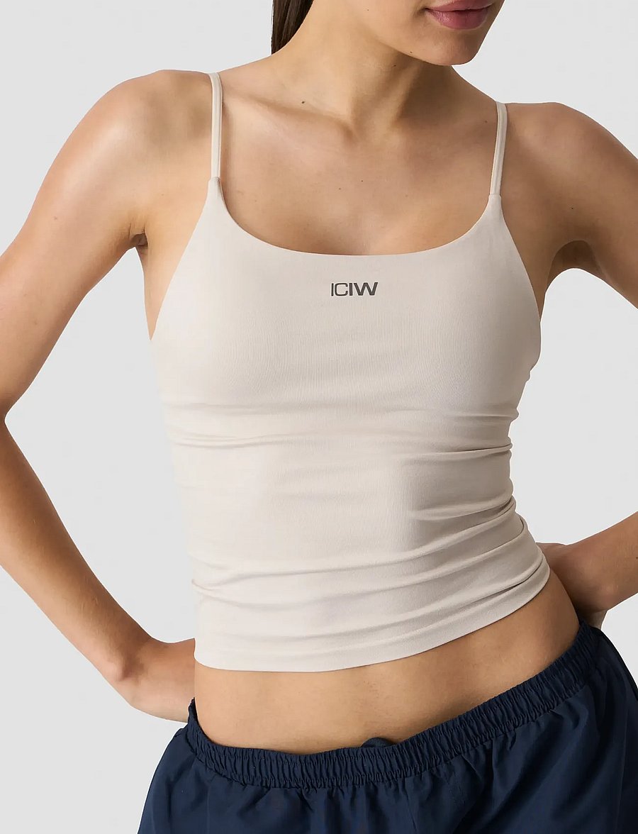 ICANIWILL - Smooth Seamless 2-in-1 Strappy Tank W - toppe & t-shirts - light beige - 4