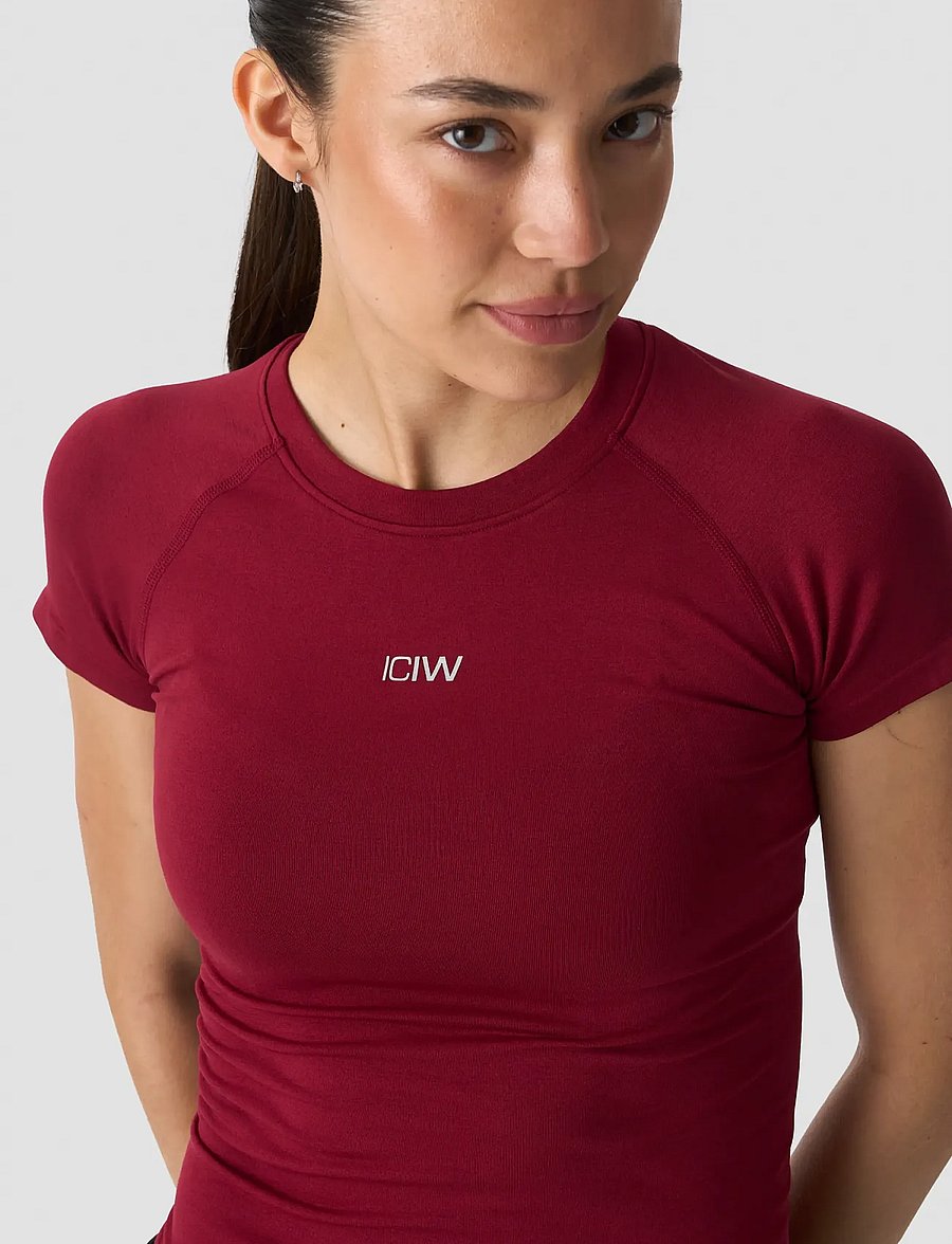 ICANIWILL - Smooth Seamless Tee W - t-shirts - dark berry - 5