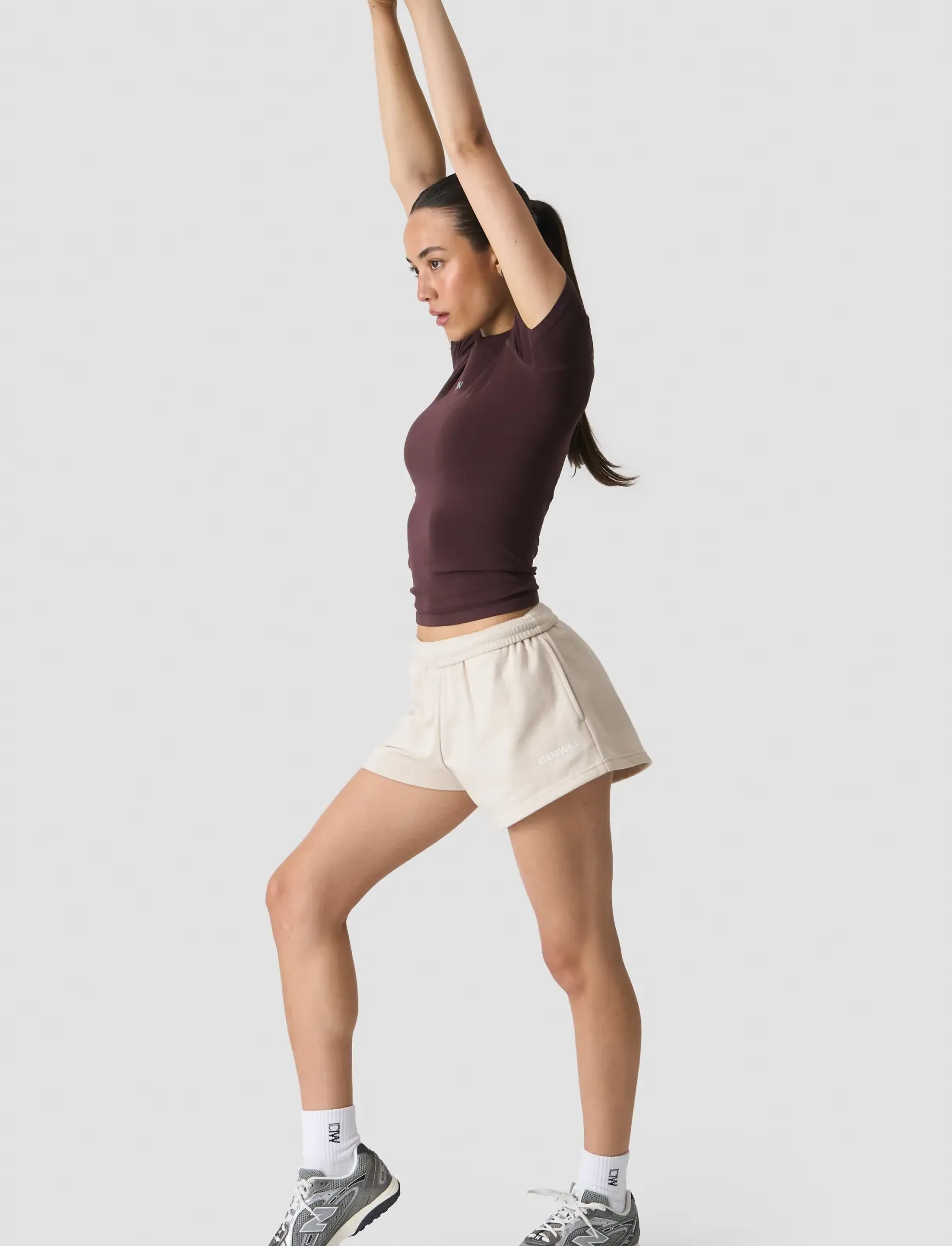 ICANIWILL - Smooth Seamless Tee W - espresso - 5