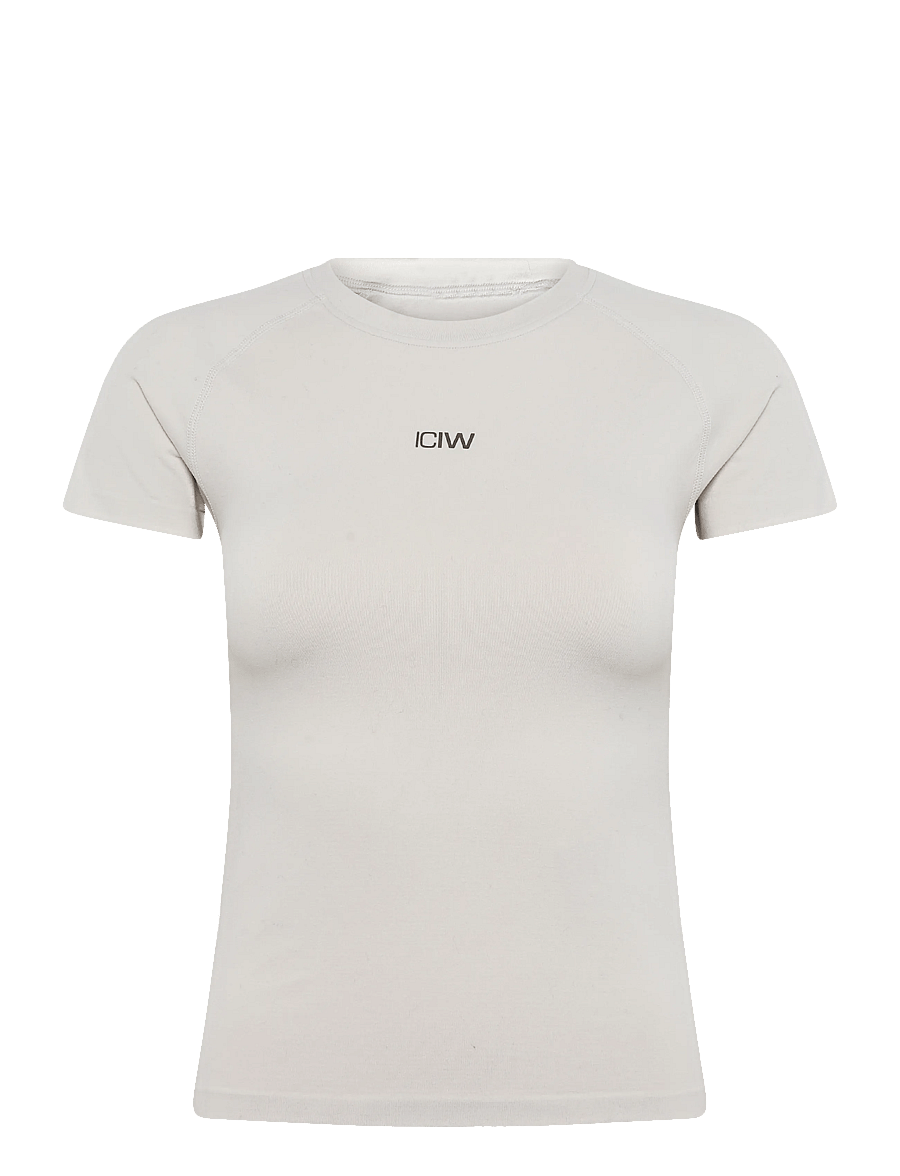 ICANIWILL - Smooth Seamless Tee W - t-shirts - light beige - 1
