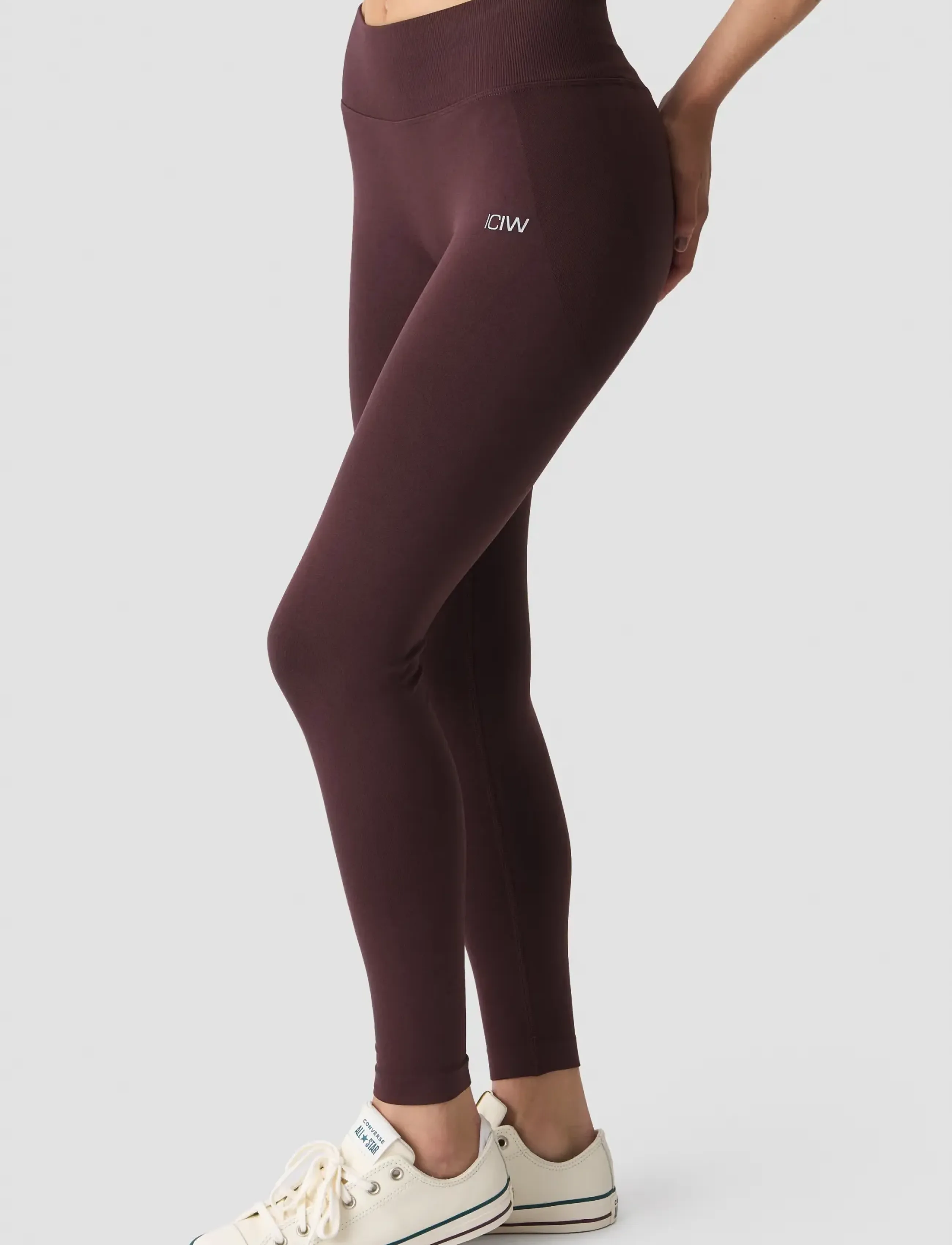 ICANIWILL - Smooth Seamless Mid Rise V-shape Tights W - seamless tights - espresso - 0