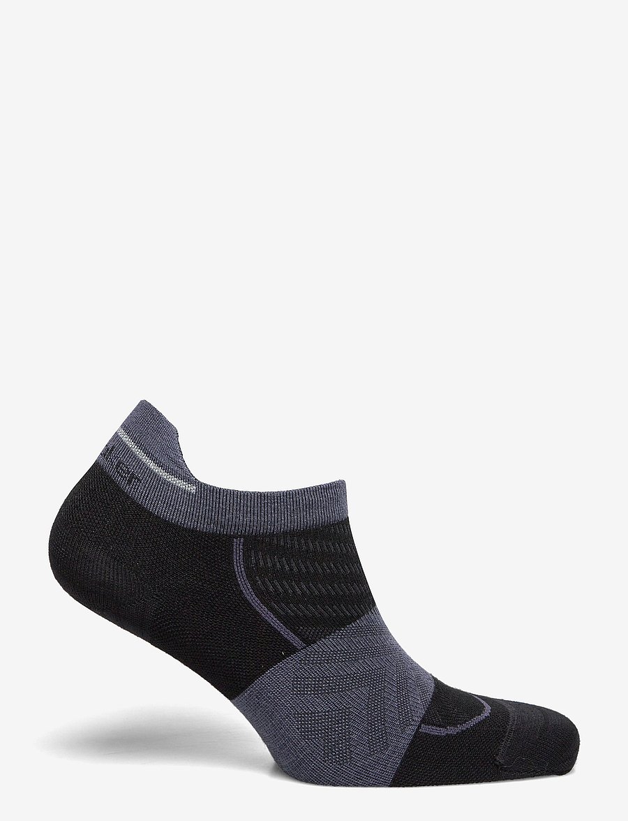Icebreaker - W Mer Run+ Ultralight Micro - aluspesu ja sokid - black/graphite - 1