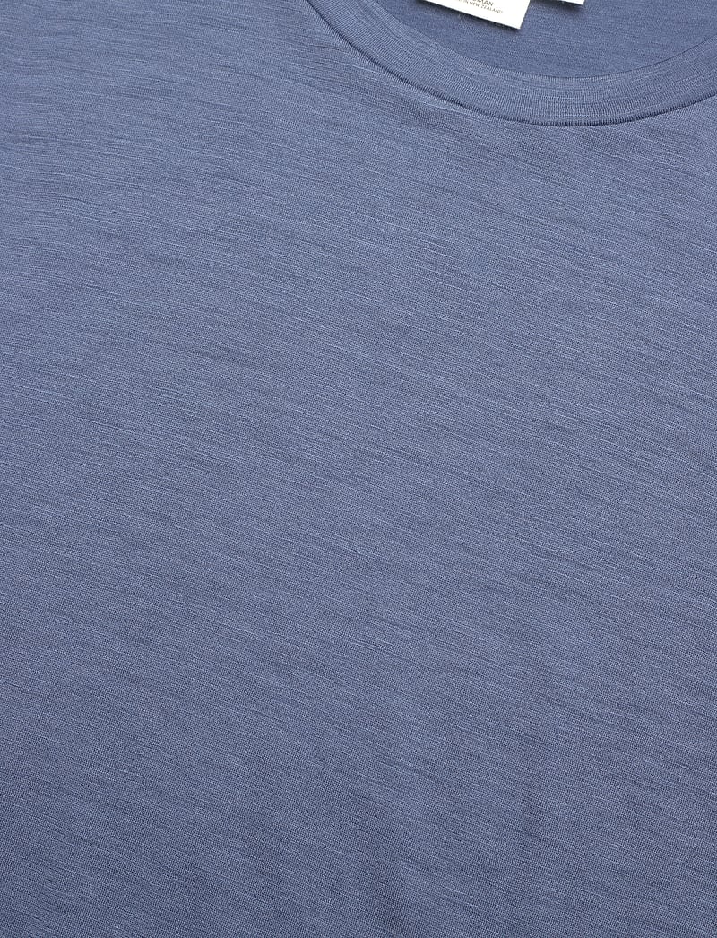 Icebreaker - W Mer 150 Tech Lite III SS Tee - t-shirts - dawn - 4