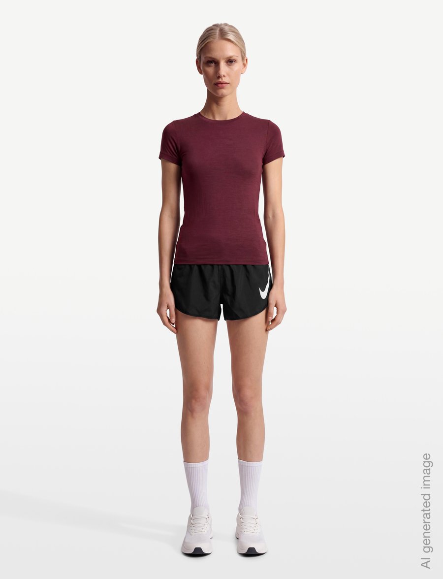 Icebreaker - Women Merino 150 Tech Lite SS Tee - t-shirts - dk berry - 0