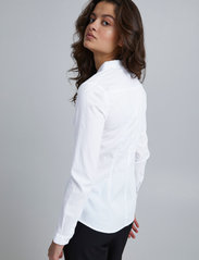 ICHI - IHDIMA SH - långärmade skjortor - white - 4