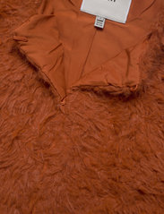 ICHI - IHTITO WA - knitted vests - bombay brown - 2