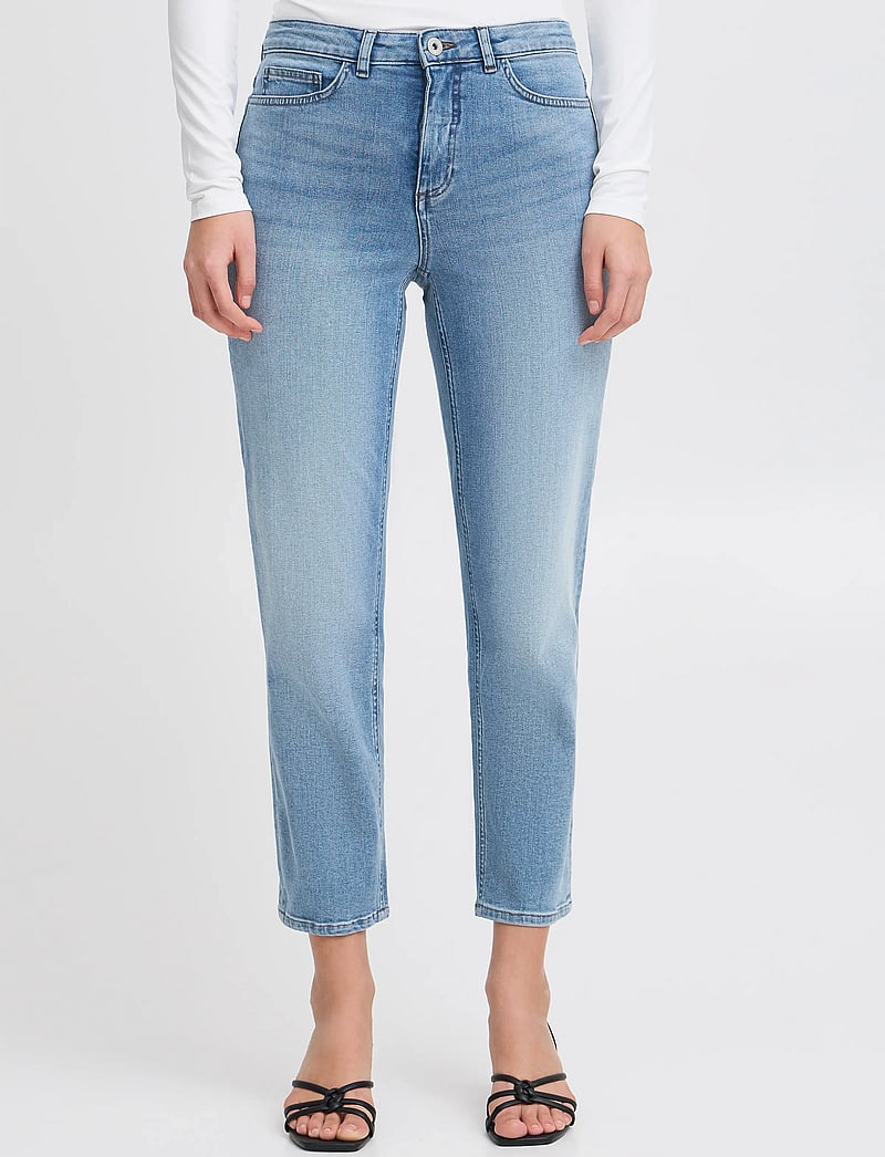 ICHI - IHTWIGGY RAVEN - mom jeans - light blue - 4
