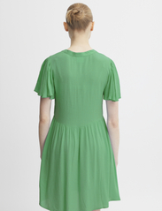 ICHI - IHMARRAKECH SO DR11 - t-shirt dresses - greenbriar - 4