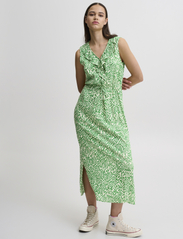 ICHI - IHMARRAKECH AOP DR10 - summer dresses - greenbriar ikat print - 8
