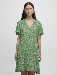 ICHI - IHMARRAKECH AOP DR11 - summer dresses - greenbriar ikat print - 3