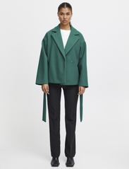 ICHI - IHJANNET JA5 - winter jackets - cadmium green - 2