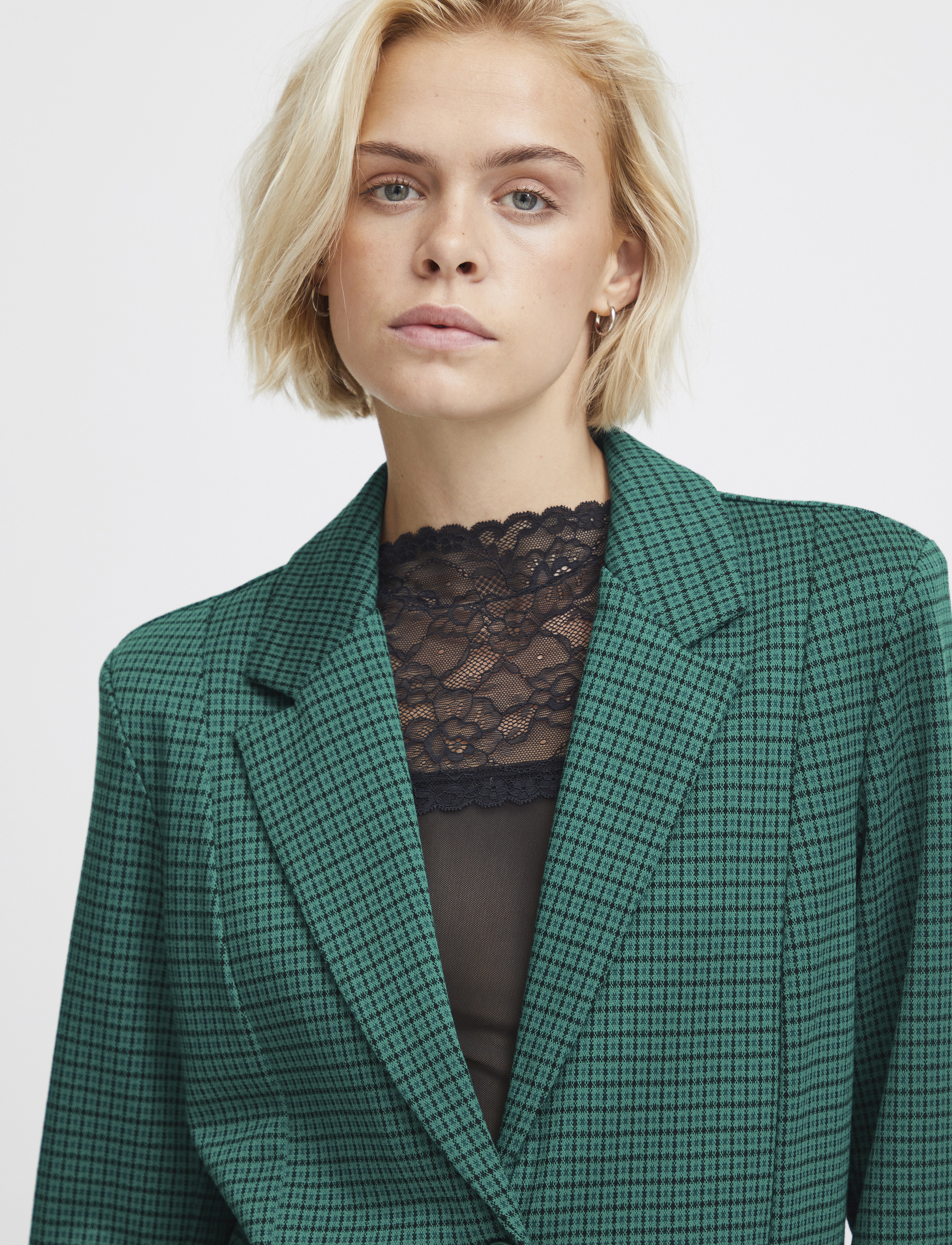 ICHI - IHKATE CAMELEON OVERSIZE BL - festtøj til outletpriser - cadmium green - 5