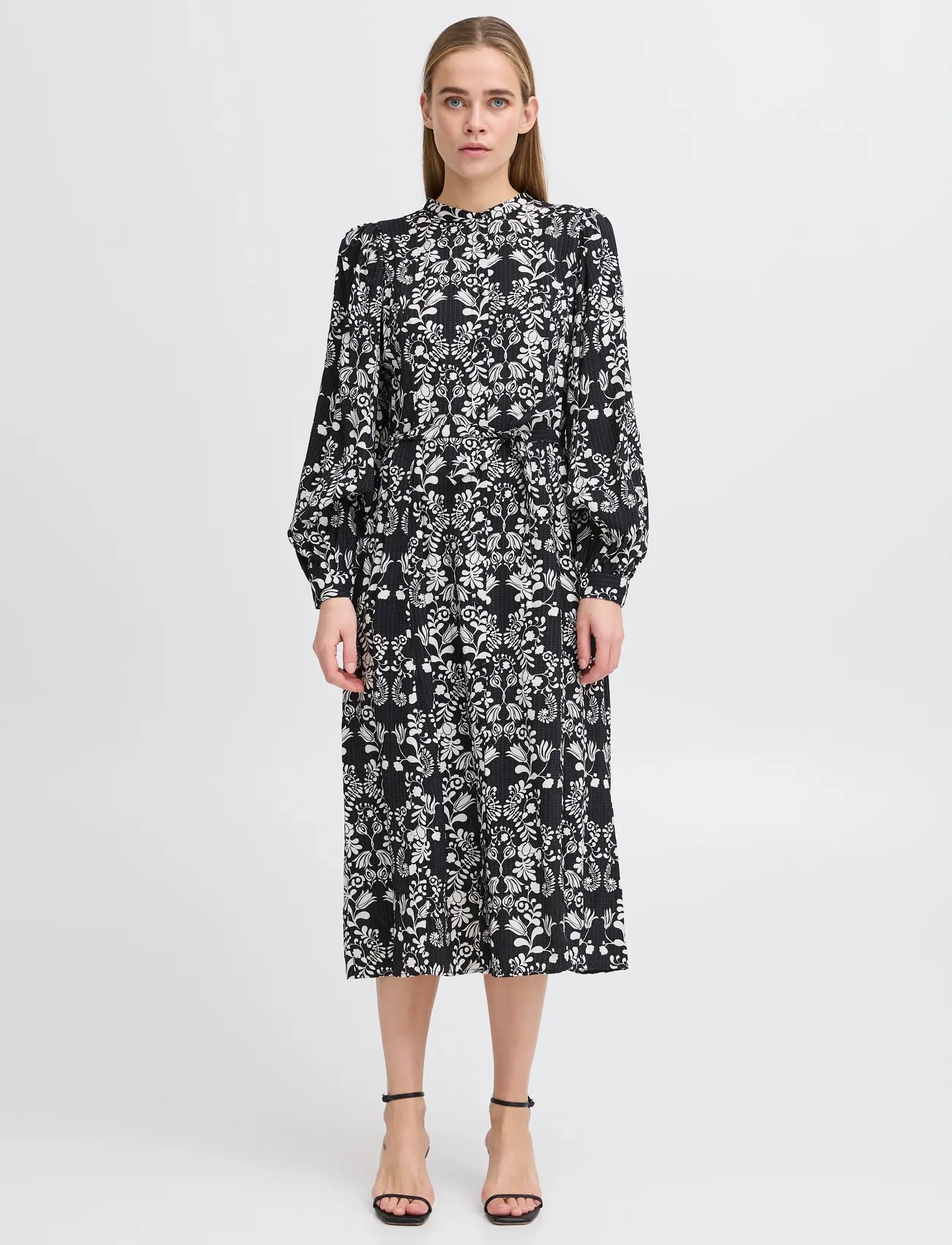 ICHI IHGOCINA DR - Sommerkjoler - BLACK FLOWER AOP / black