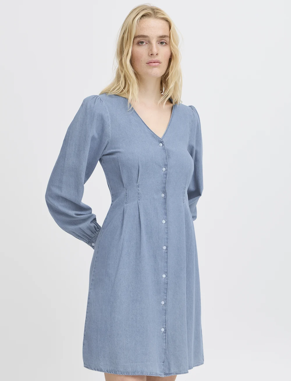 ICHI - IHARCHER DR - jeansklänningar - light blue washed - 3