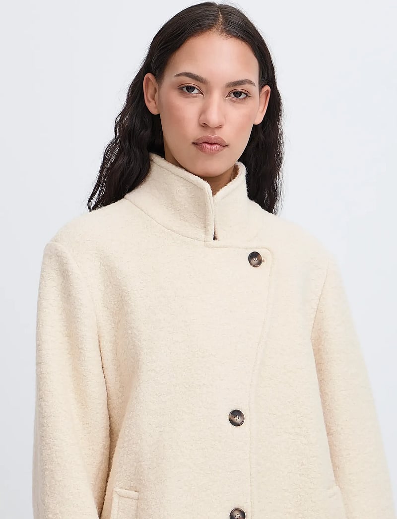 ICHI - IHSTIPA JA8 - wool coats - almond milk - 5