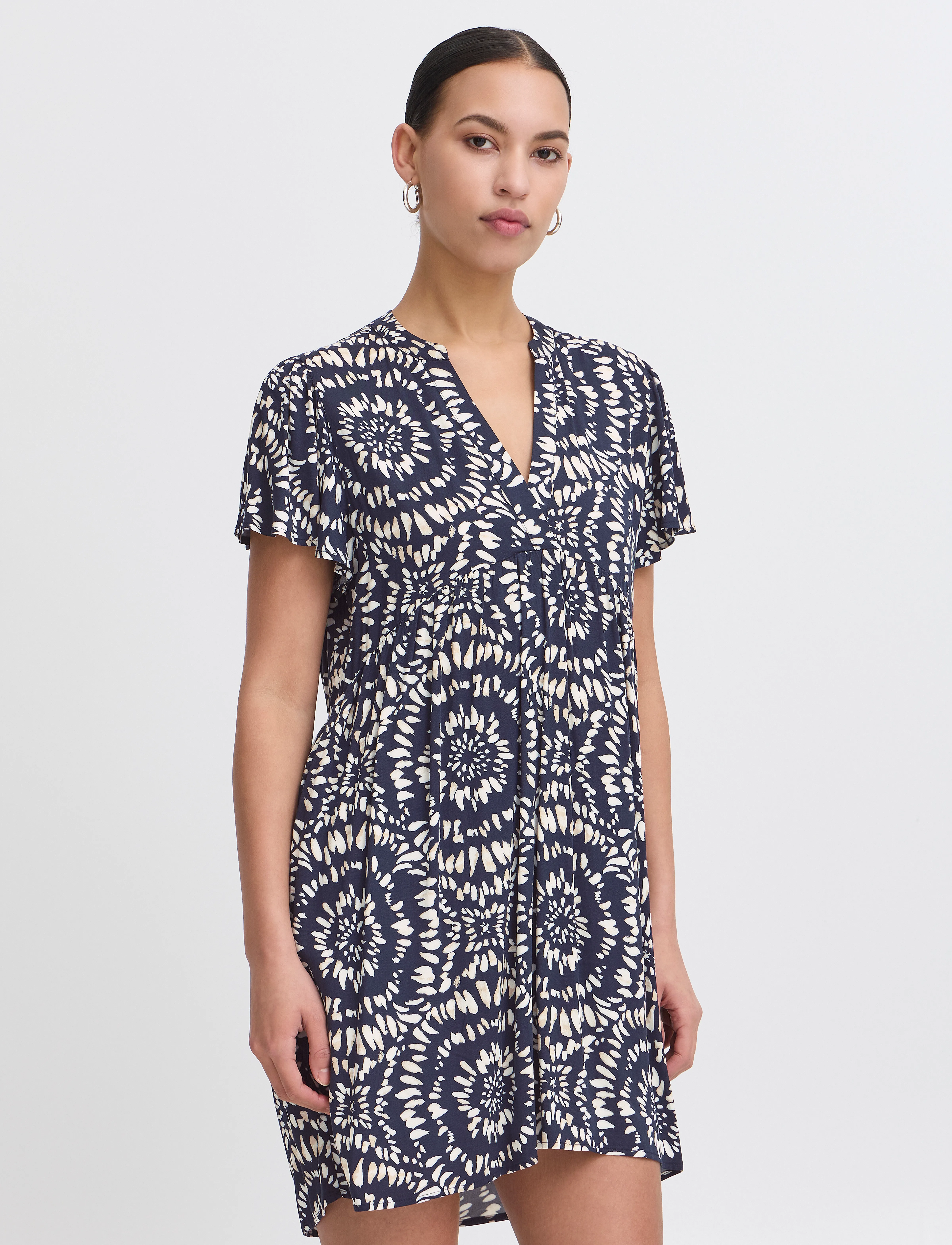 ICHI - IHAYA DR7 - minikleidid - total eclipse ikat circle - 4
