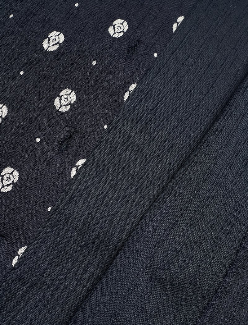 ICHI - IHKATE QUILTED JA4 - frühlingsjacken - total eclipse graphic dot - 3