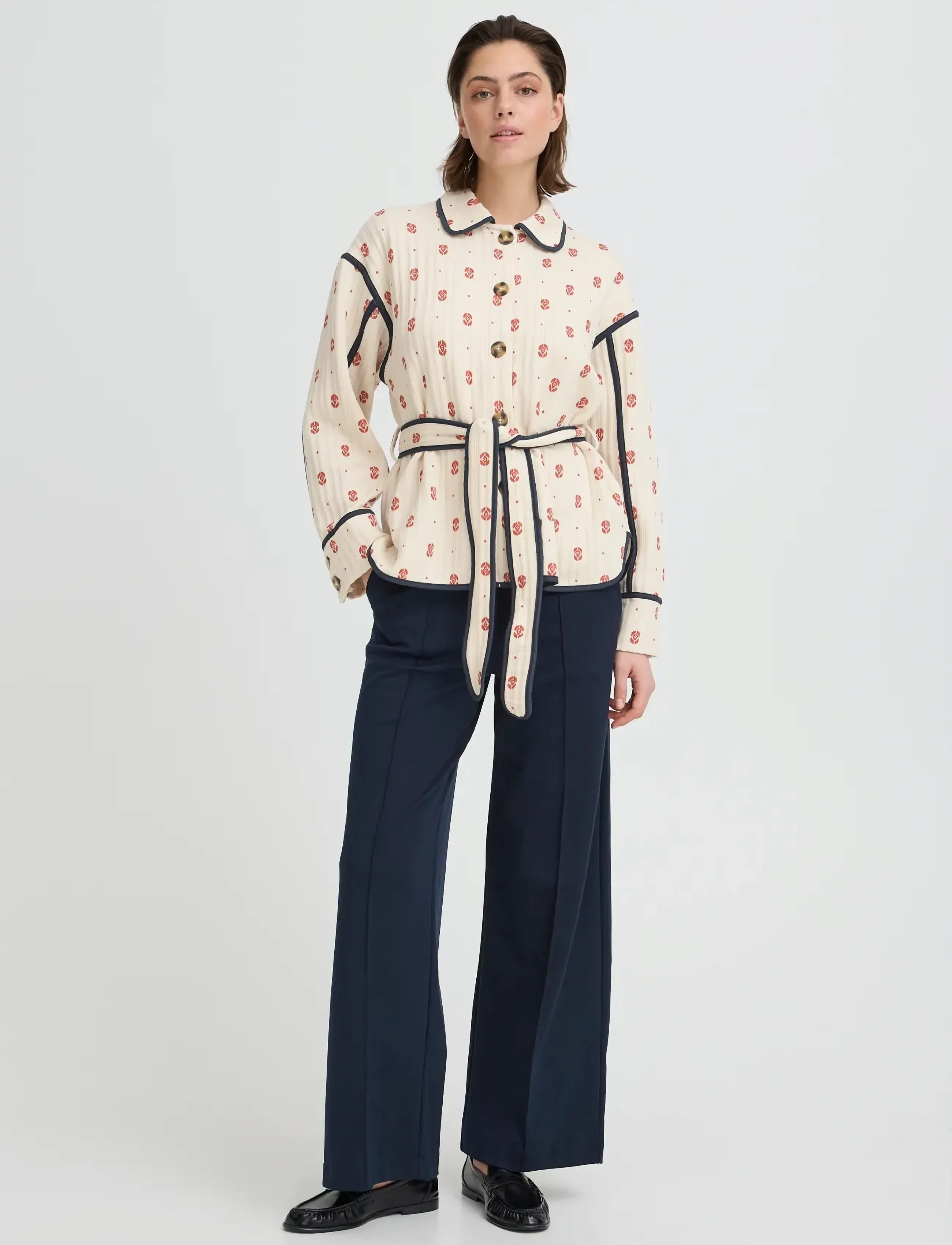 ICHI IHKATE QUILTED JA4 - Kläder - ALMOND MILK GRAPHIC DOT / cream