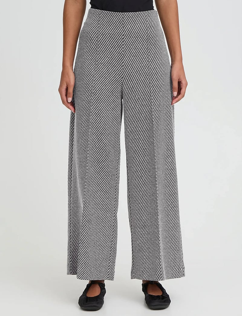 ICHI - IHKATE TWILLISH WIDE PA - laia säärega püksid - black/white graphic stripe - 4