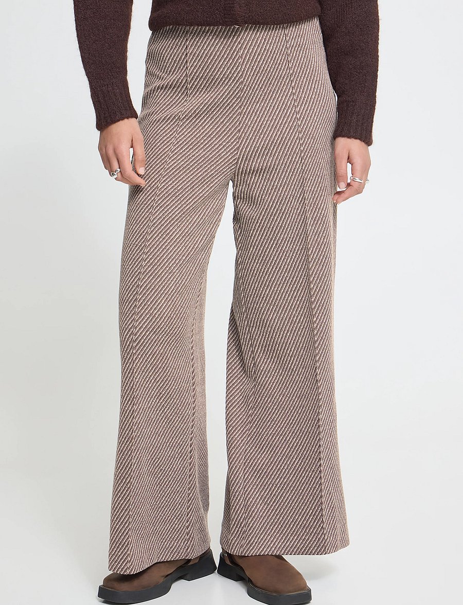 ICHI - IHKATE TWILLISH WIDE PA - hosen mit weitem bein - java/almond milk - 4