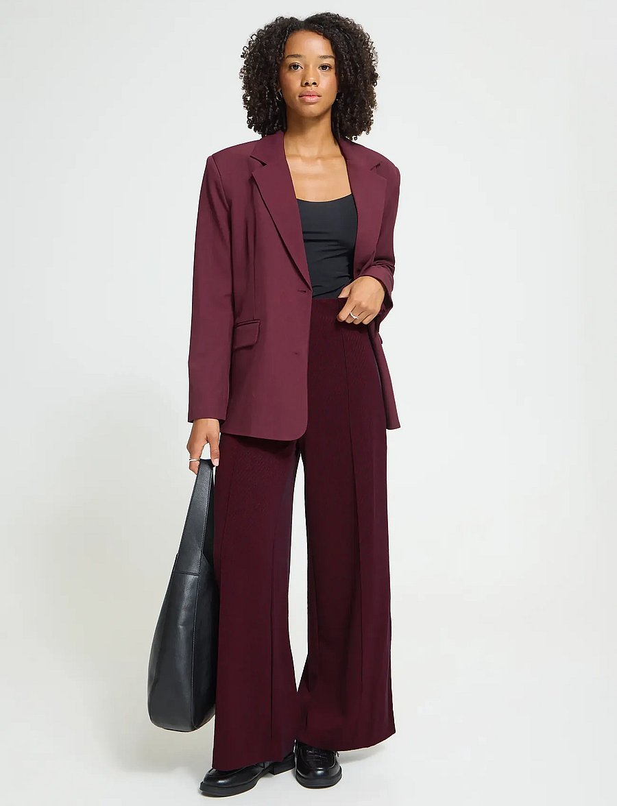 ICHI - IHKATE TWILLISH WIDE PA - hosen mit weitem bein - port royale/dark blue - 0