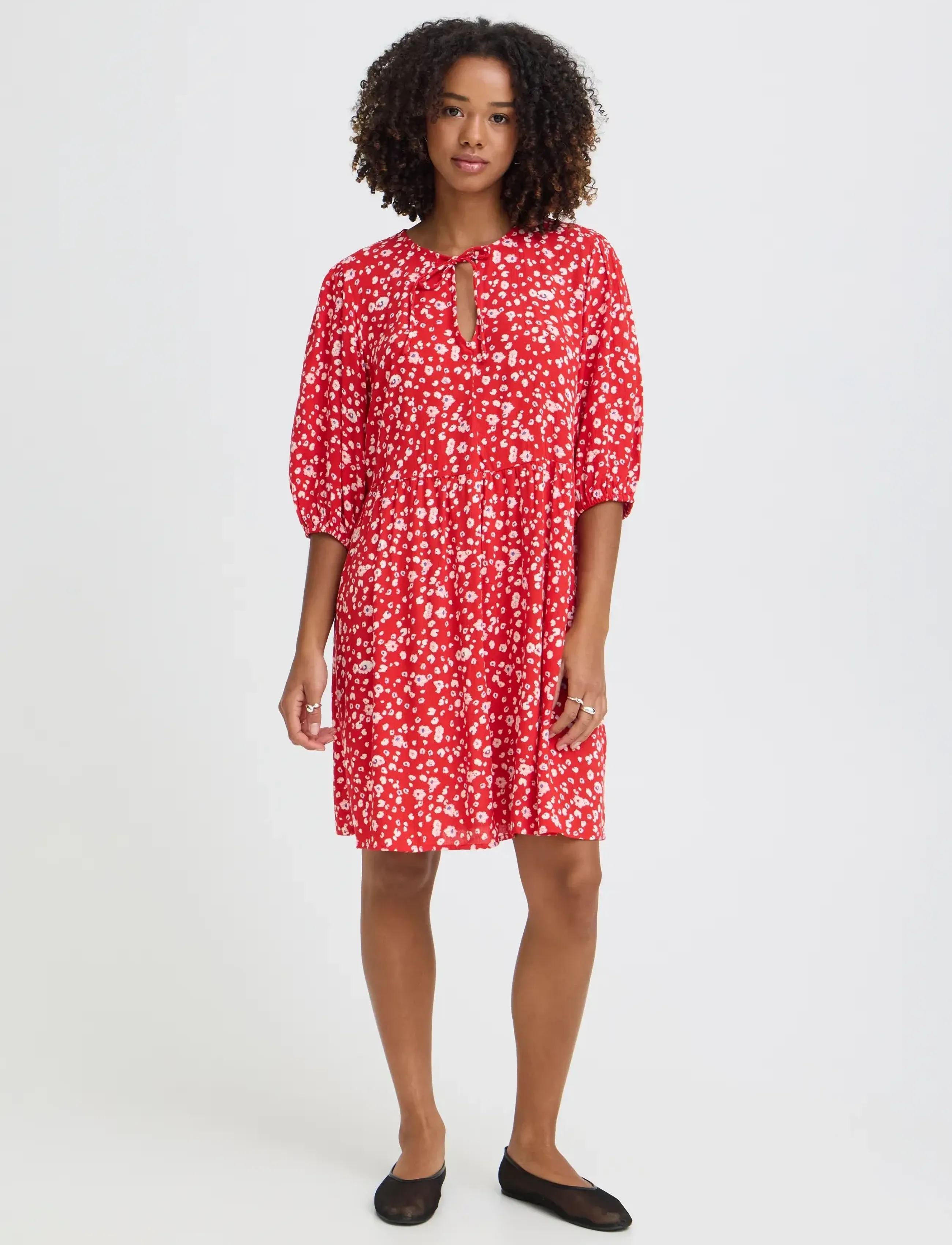 ICHI IHMARRAKECH AOP DR23 - Inspiratsioon - FIERY RED FLOWER / red