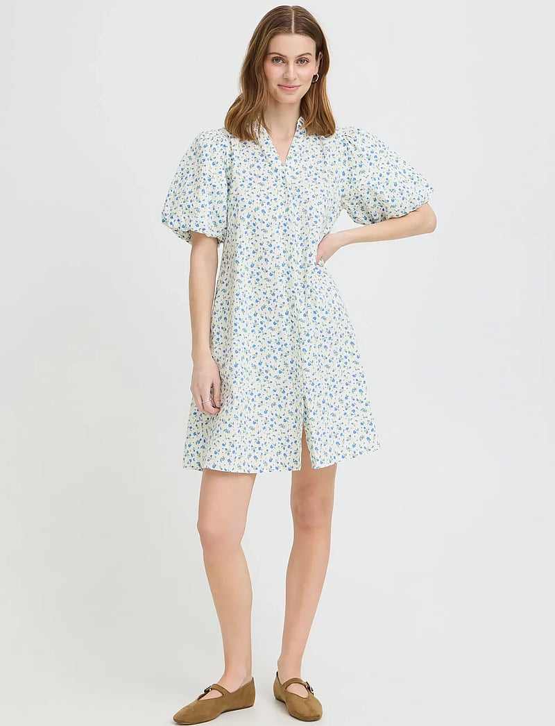 ICHI - IHQWIN DR4 - summer dresses - cloud dancer/blue flower - 0