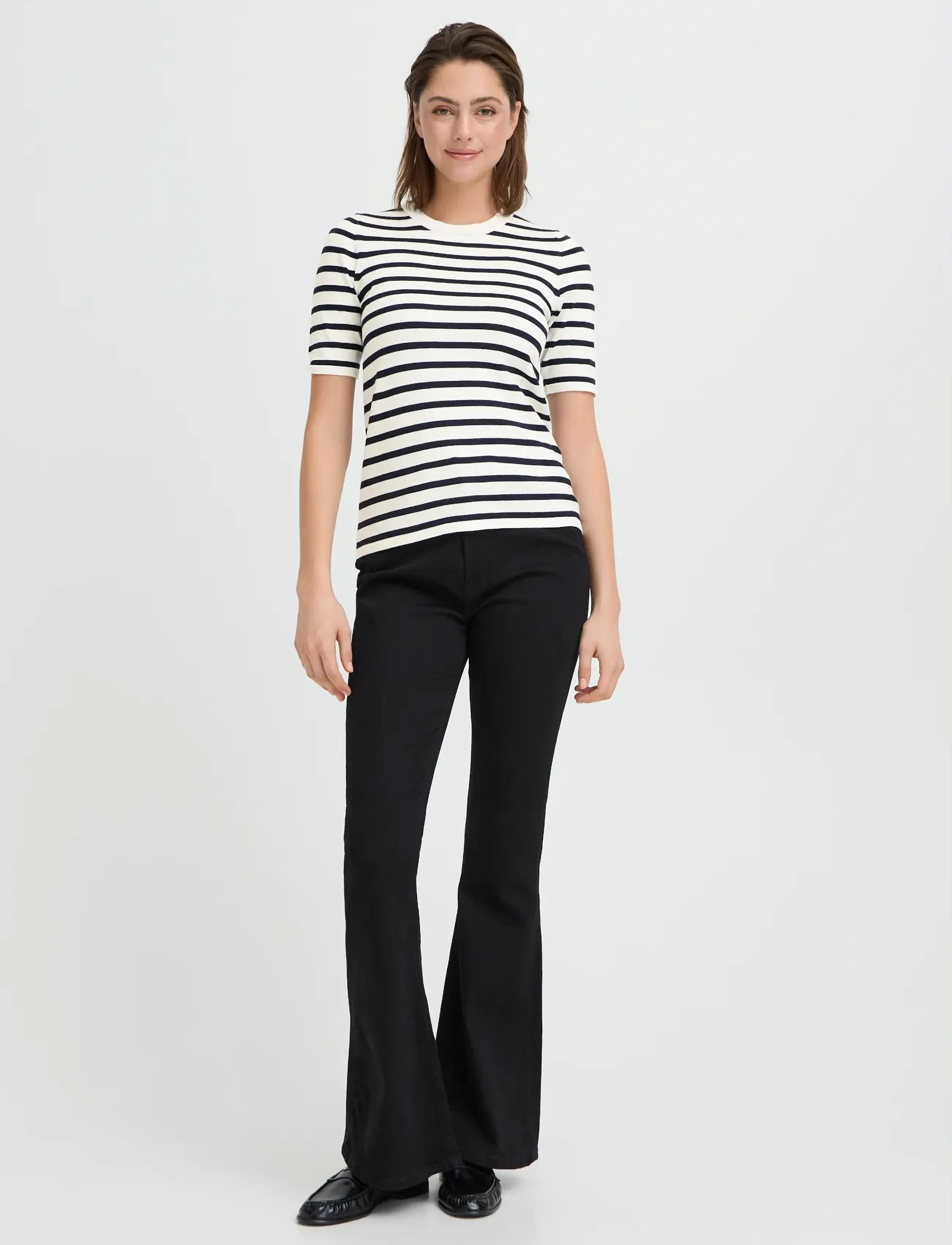 ICHI Ihluls O-Neck Ss, Kvinder, O-Hals Strikket T-Shirt, Hvid, Str: XS